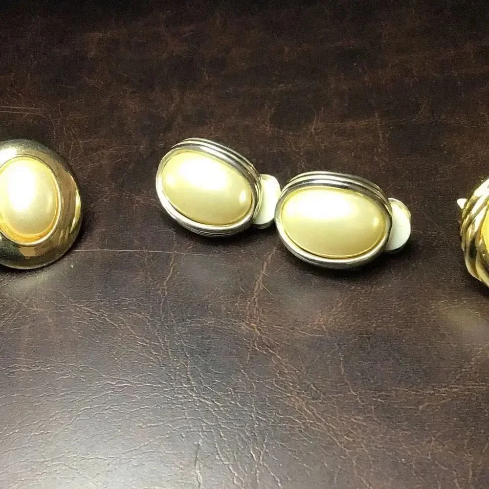 Pearl like various size clip on orangs Three pair ￼